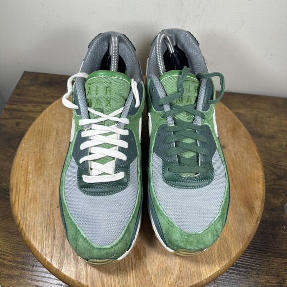 Nike Air Max 90 Shoes Mens Size 11.5 Retro DH4621-300 Gum Sneakers - Picture 2 of 9